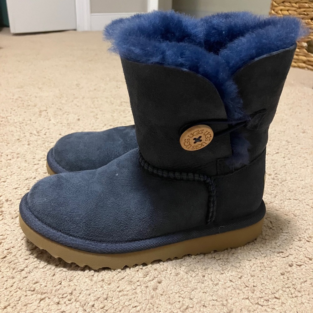 UGG Toddler Bailey Button II Navy Blue Suede Sheepskin Boots 1017400T Size 11
